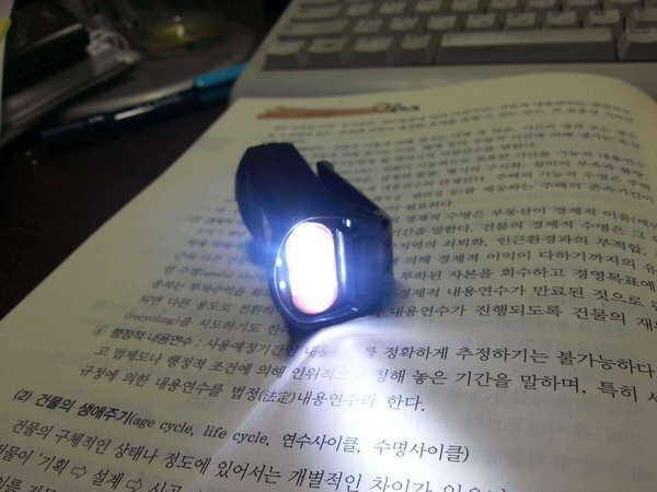 캡 라이트충전식 팝니다 (중고장터 - 팝니다)