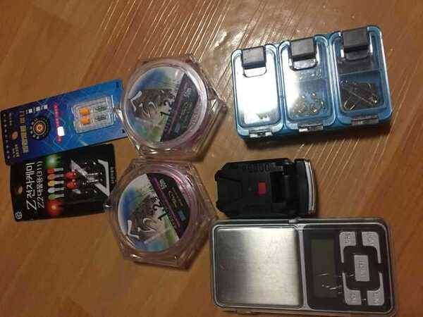낚시접으면서 자잘한거 다팔아요 (중고장터 - 팝니다)