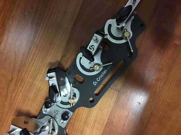 크루션 받침틀 팝니다 (중고장터 - 팝니다)