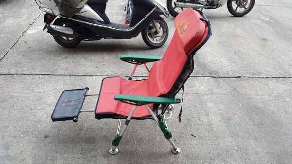 낚시대낚시의자낚시가방찌수초제거기뒤꽂이 팝니다 (중고장터 - 팝니다)