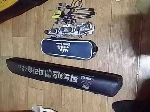 낚시대와우경금장10단섶다리세트6단가방파라솔가격내림 (중고장터 - 팝니다)