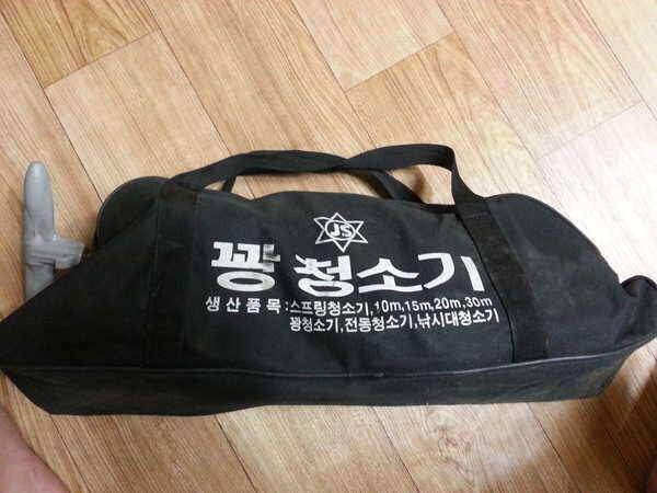 달구벌의자 1 낚시대청소기1 모기장텐트 (중고장터 - 팝니다)