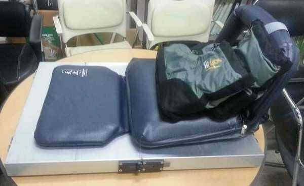 가격조정 피쉬베스트 좌식좌대 및 용품 분양 (중고장터 - 팝니다)