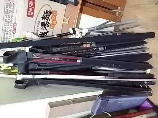 받침틀낚시대받침대원투대파라솔텐트 (중고장터 - 팝니다)