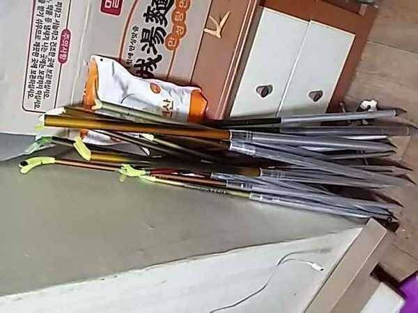 받침틀낚시대받침대원투대파라솔텐트 (중고장터 - 팝니다)
