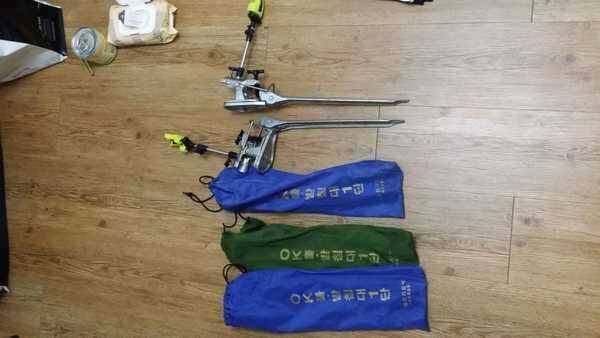 접어요낚시대좌대받침틀기타장비 팝니다 (중고장터 - 팝니다)