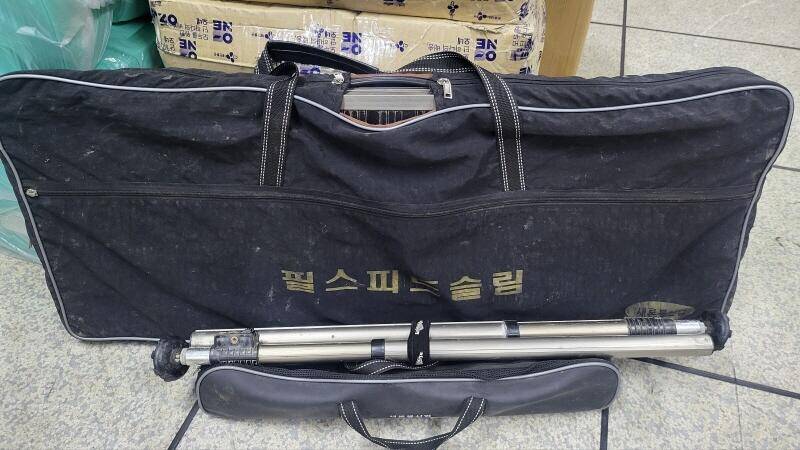 새론볼 필스피드 좌대 800 1050 기본구성 롱롱다리1조 추가 25만원 (중고장터 - 팝니다)