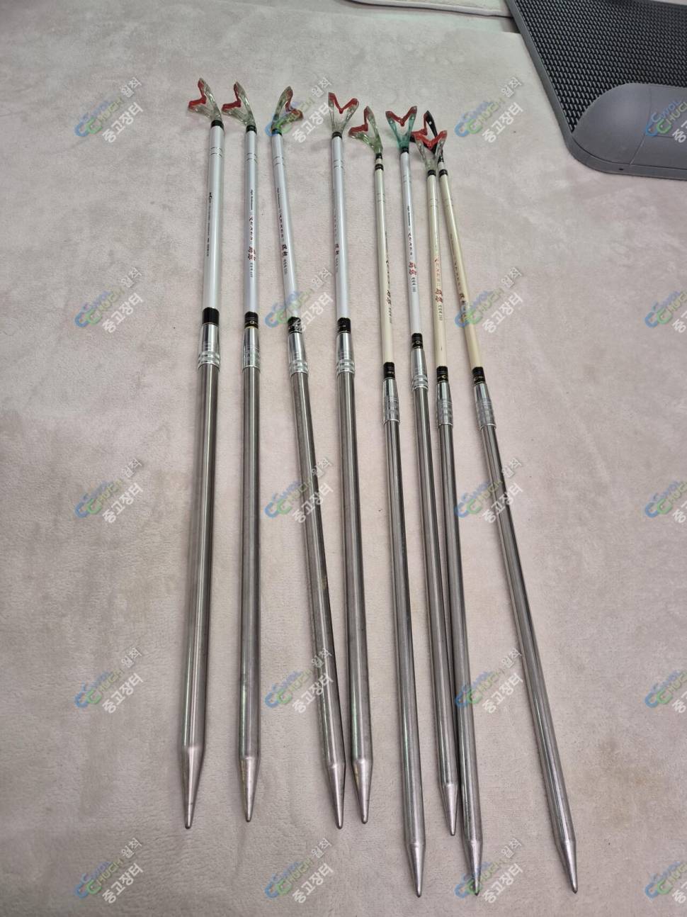 렉서스명상 낚시대 및 받침대 (중고장터 - 팝니다)