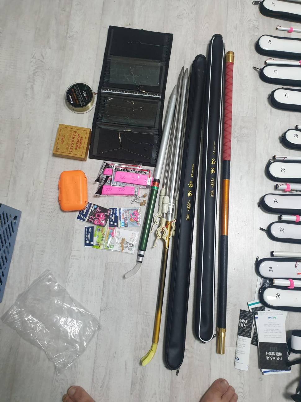 무궁도조 낚시대 받침대 외 모든장비 일괄요 (중고장터 - 팝니다)