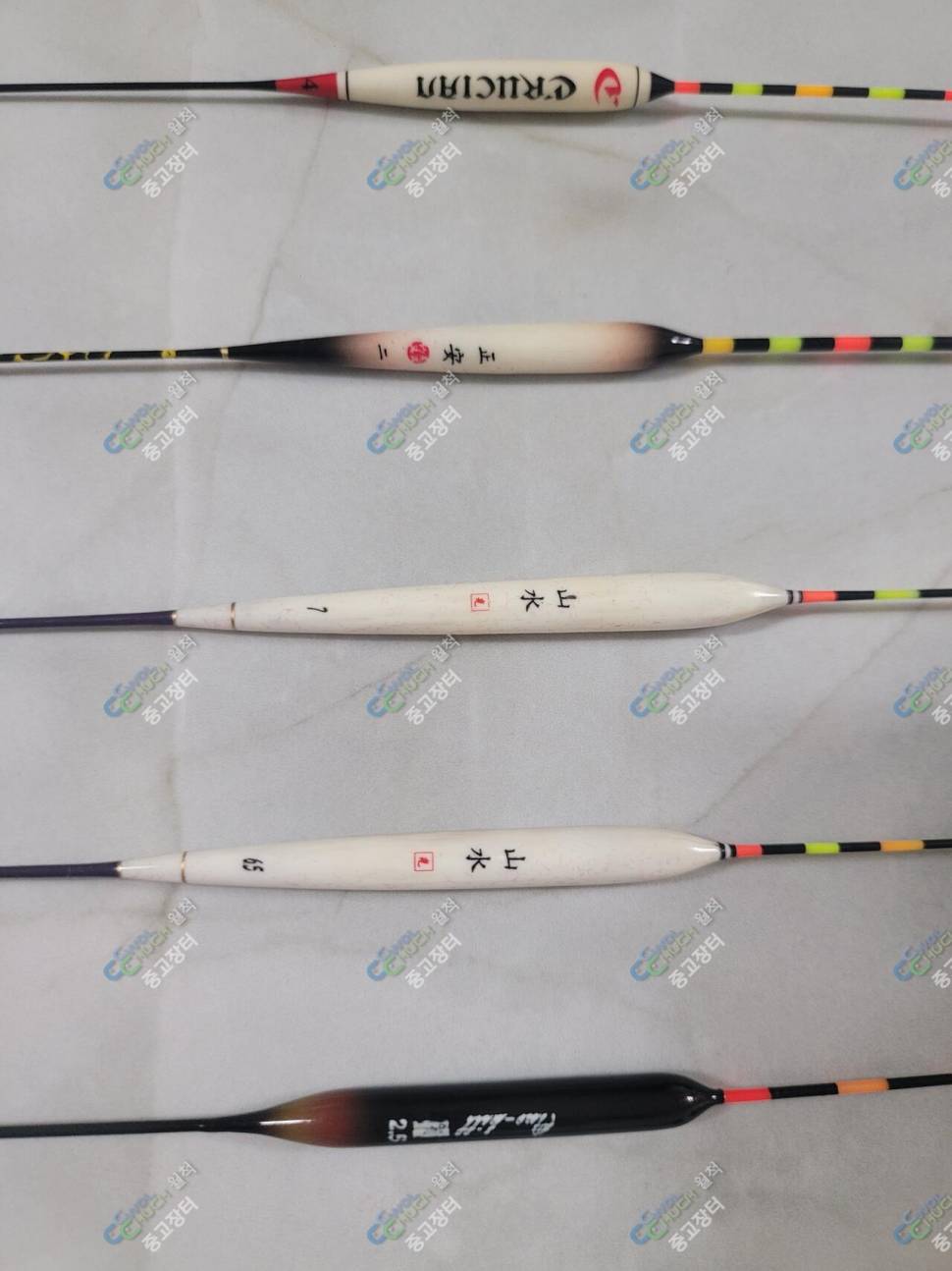 불용낚시 소품 판매 내림찌 헤라메카 대나무 찌케이스 등 (중고장터 - 팝니다)