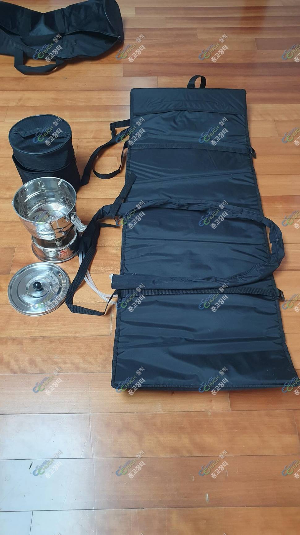 독야 군계일학찌 안작찌 수진위드몽 밀리터리 2층52인치파라솔 새로나레져 보일러 헤드 의자매트 2인용매트 (중고장터 - 팝니다)