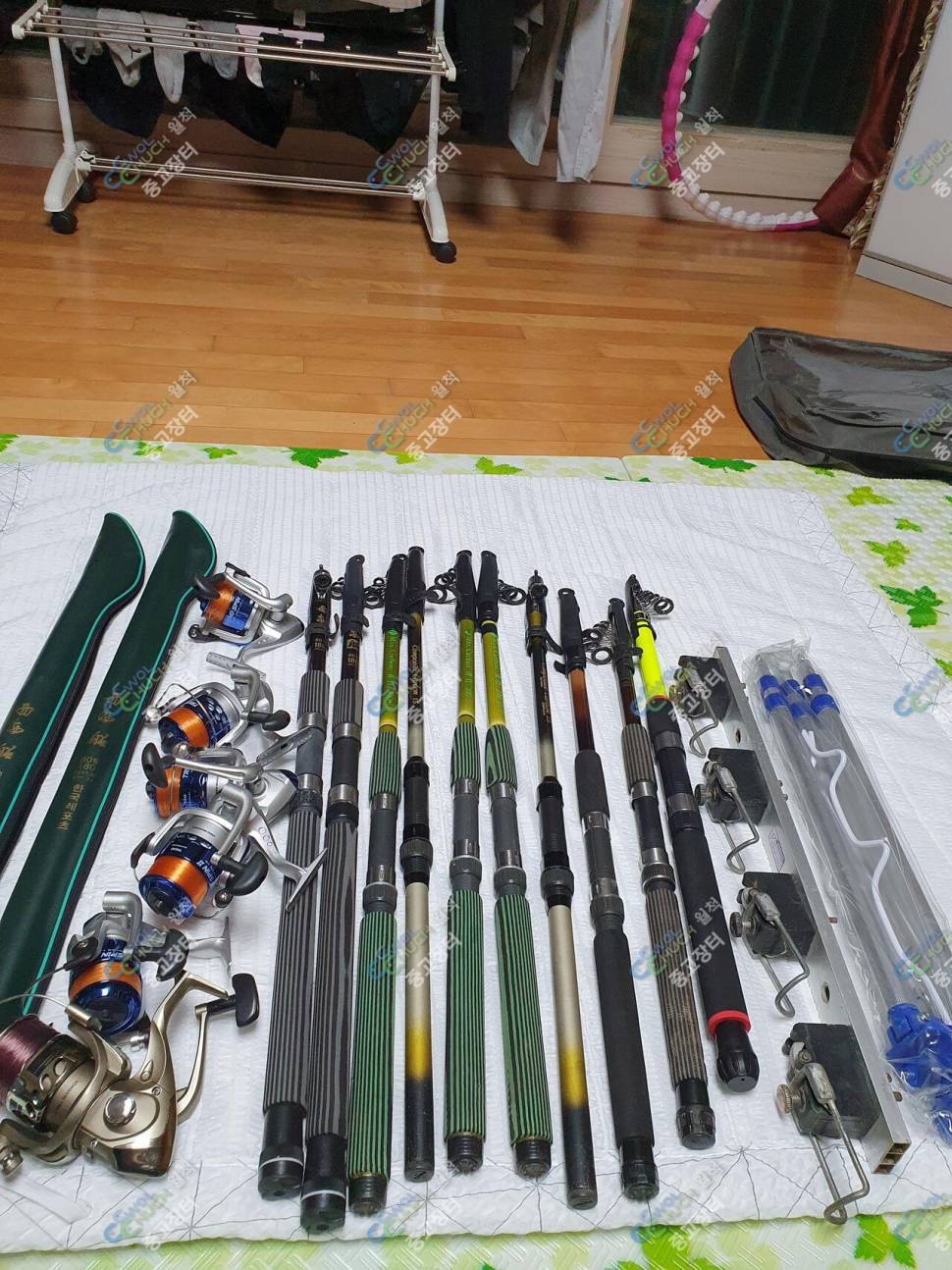 판야소좌셋및원다낚시대 등등 (중고장터 - 팝니다)