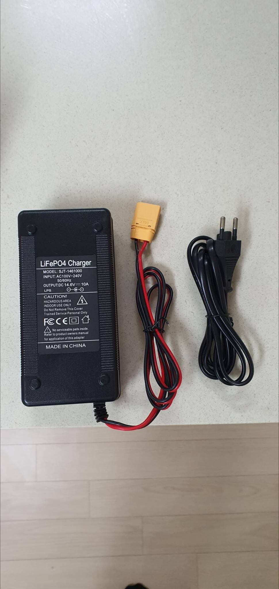 12V 200A 리튬인산철 배터리 파워뱅크 (중고장터 - 팝니다)