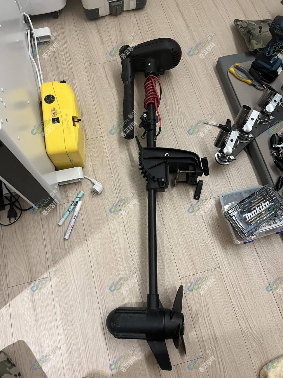 점보보트용 14단 1마력 가이드모터 팝니다 (중고장터 - 팝니다)