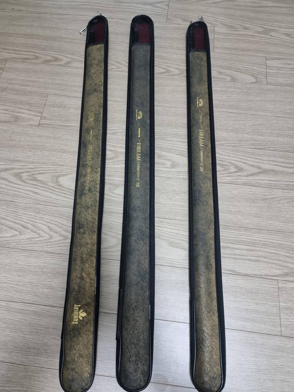 바낙스 천류 자수정드림리미티드 팝니다 (중고장터 - 팝니다)