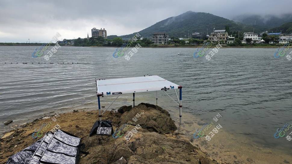 동일레져 그레잇 좌대 팝니다 (중고장터 - 팝니다)