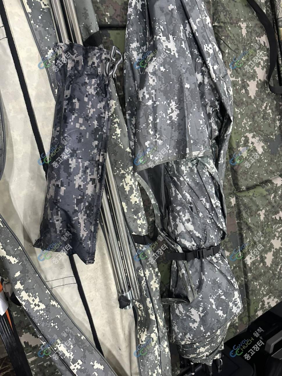 동일크리스탈 17단 받침틀 파라솔동일좌대부속파워뱅크여러가지 찌 등등등 팝니다 (중고장터 - 팝니다)