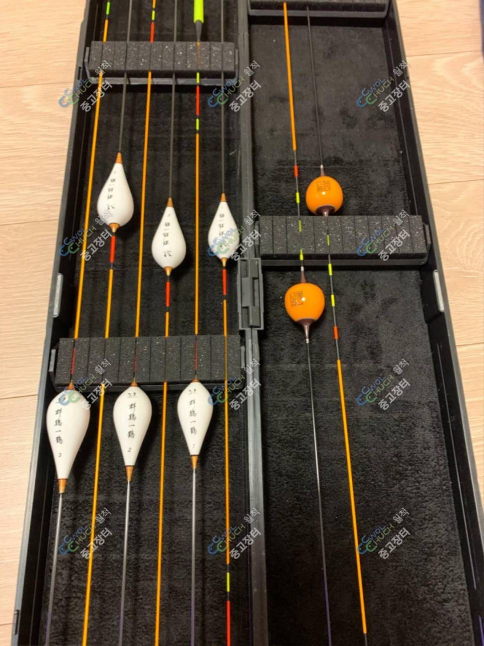 군계일학 백자나루예주향2군계일학 찌케이스경원떡밥 판매 (중고장터 - 팝니다)