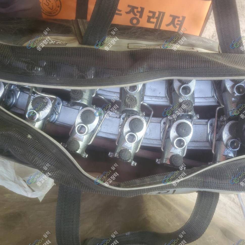 대륙 밭침틀 땅꽂지 아이스박스 의자 등등 일부 가격 내려요 각개도 가능 판매해요 (중고장터 - 팝니다)