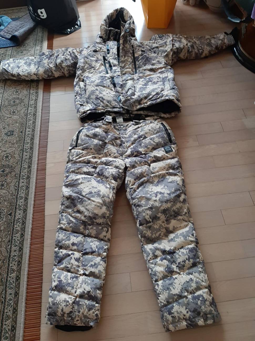 대륙발판 겨울방한복 가격내려 판매합니다 (중고장터 - 팝니다)