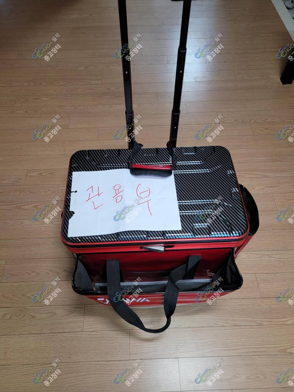 다이와 태클박스 겸 캐리어 가방 7만원 판매 합니다 (중고장터 - 팝니다)