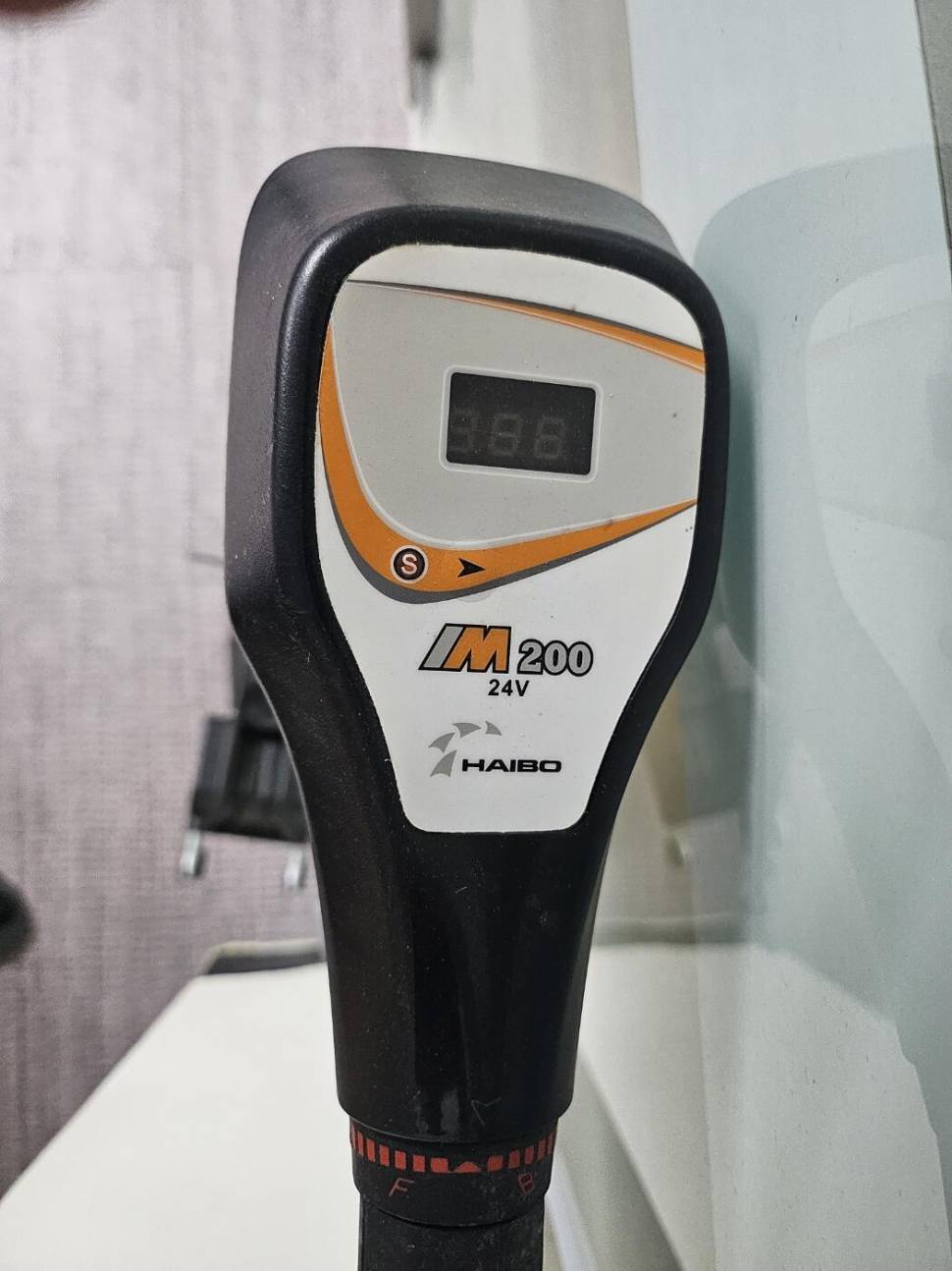 유보트250 파워뱅크하이보 M200 (중고장터 - 팝니다)