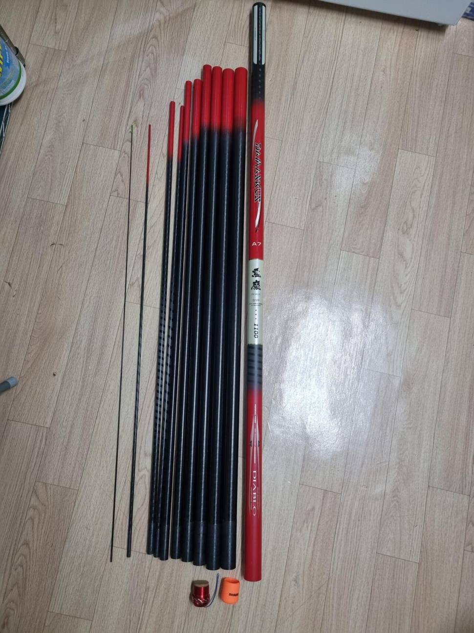 다마스쿠스 장대낚시받침틀가방 (중고장터 - 팝니다)