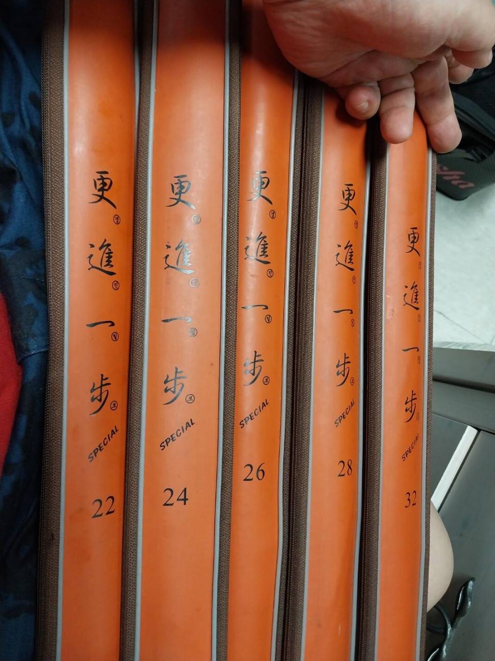 가격수정 자수정경조 갱진일보 365케브라토너먼트 수왕갱진일보자수정받침대 산수유 (중고장터 - 팝니다)
