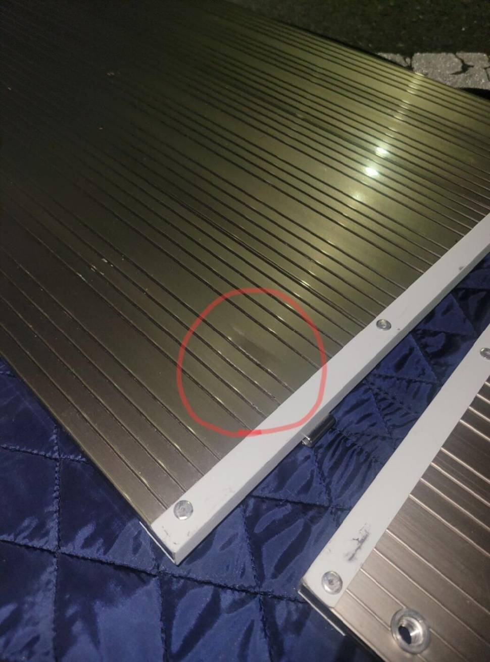 원샷 날개 팝니다 (중고장터 - 팝니다)