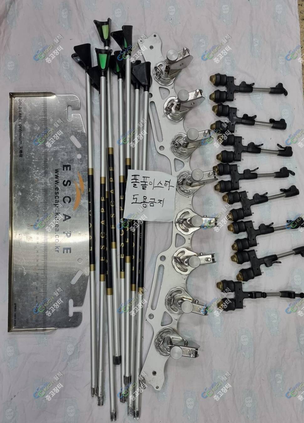 중고 이스케이프 8단 받침틀 좌대용 판매 (중고장터 - 팝니다)