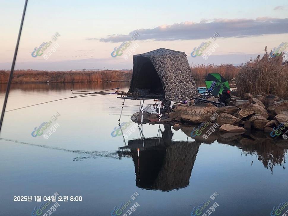캠핑솔루션 프리미엄암막텐트 2000×1500 한번사용 (중고장터 - 팝니다)