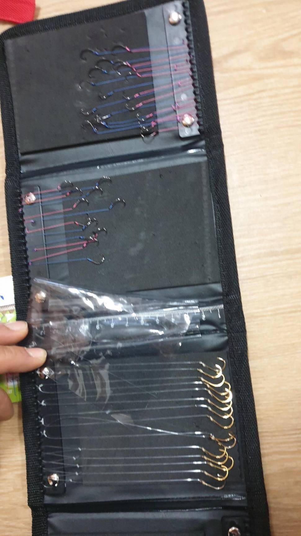 바늘케이스 지렁이통 밑밥주걱 낚시줄 이낭주머니 찌 (중고장터 - 팝니다)