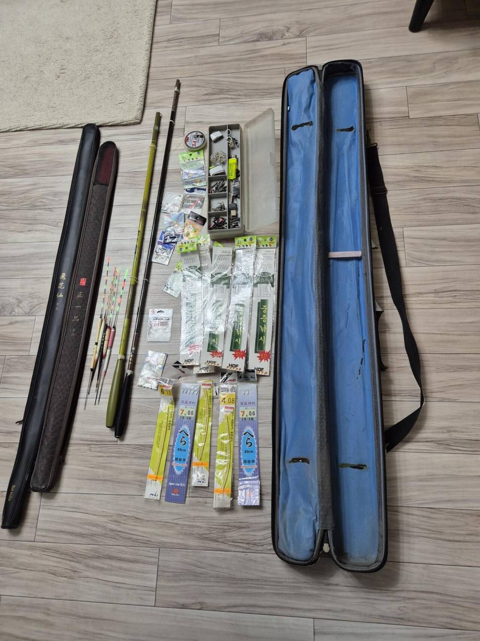여러가지 찌 받침대 멤피스 리미티드 가격조정 (중고장터 - 팝니다)