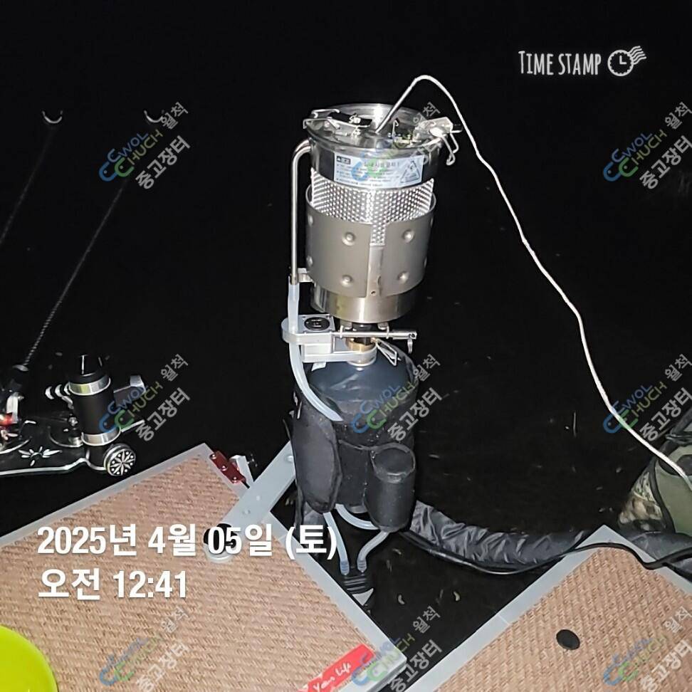 봄향기좌대 2000 봄향기 다용도 상판 캠솔그린1800 스팀팟모터팟 스팀팟체어 도요토미난로 팝니다바로노숙가능한 장비들 (중고장터 - 팝니다)