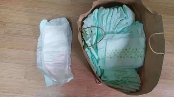 옷이랑 기저귀입니다 (중고장터 - 교환무료)