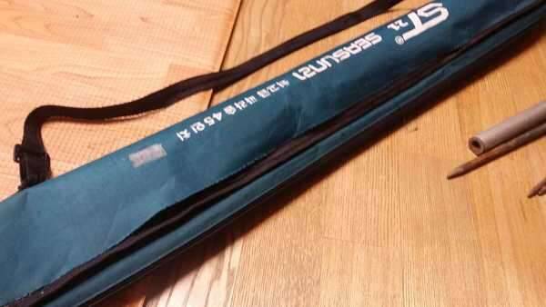 가방과 파라솔그리고 붕어에 대한 묵념 (중고장터 - 교환무료)