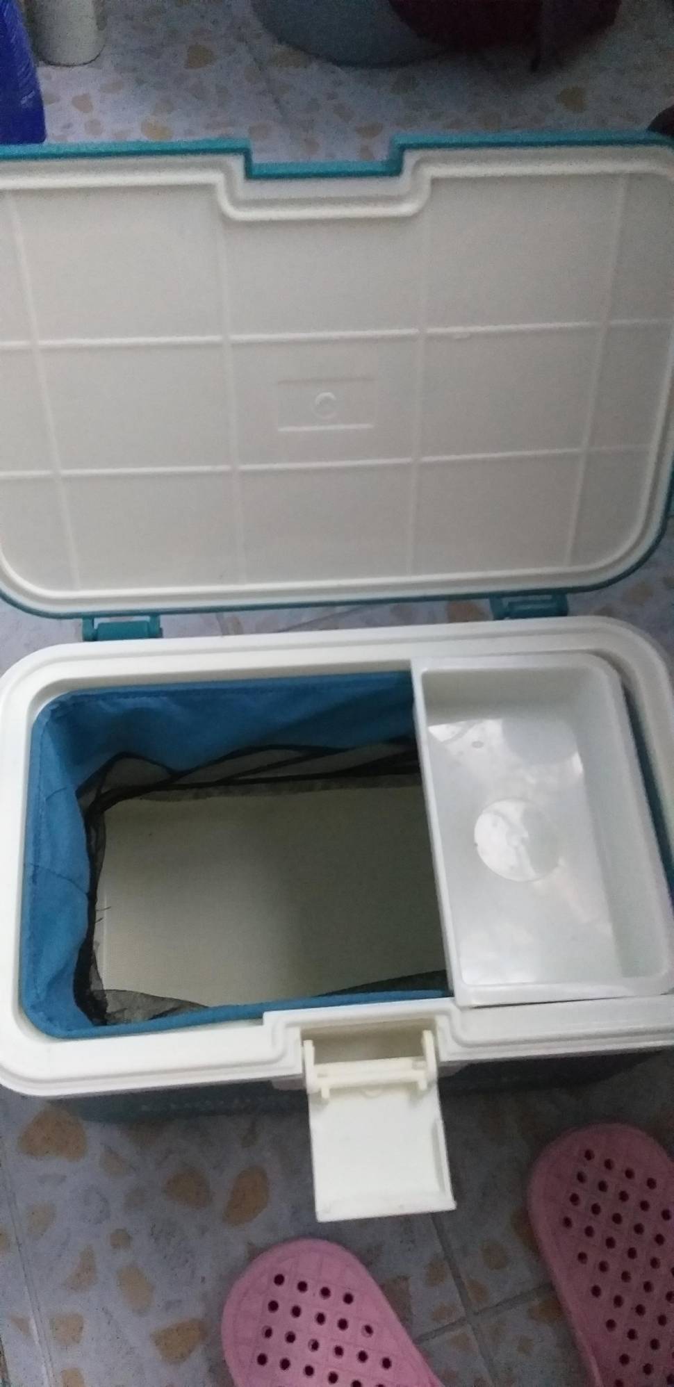 새우보관 쿨러 필요하신 분 (중고장터 - 교환무료)