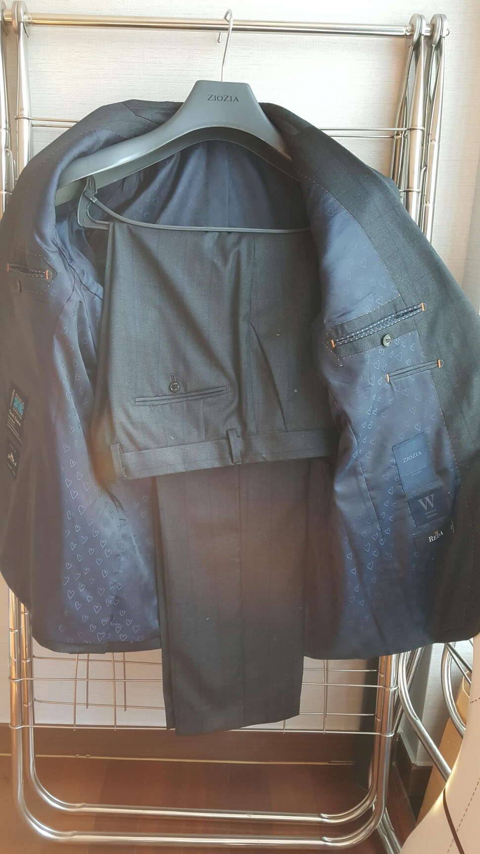 정장 두벌 새옷 ㅡ장대 (중고장터 - 교환무료)