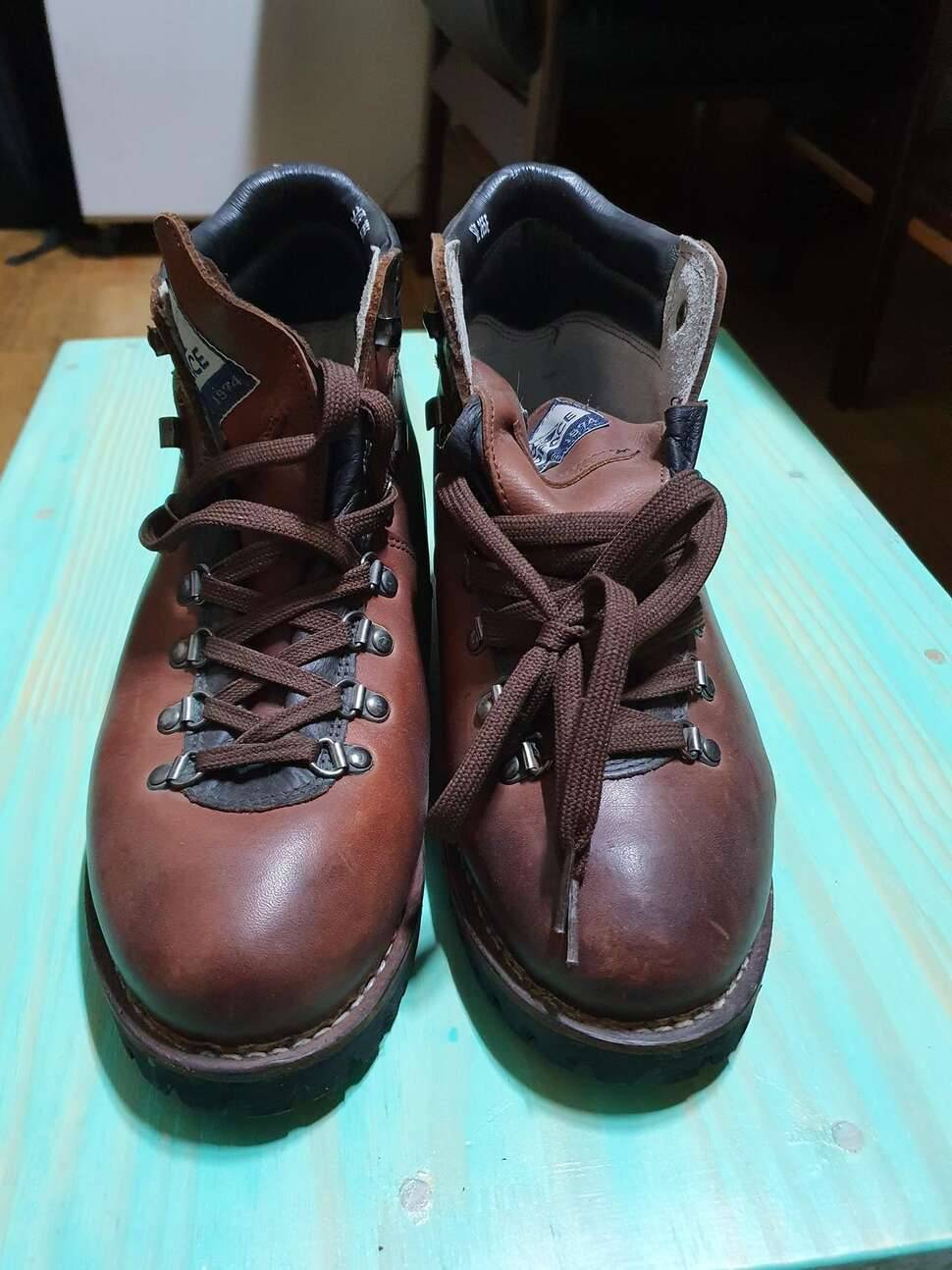 레드페이스 통가죽 등산화를 루어대로 교환 (중고장터 - 교환무료)