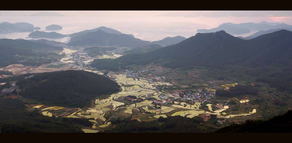 통영 미륵산 정상에서 (커뮤니티 - 포토갤러리)