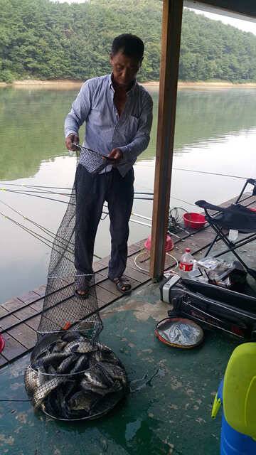 fish_pay_0c09d_022358_21237.jpg