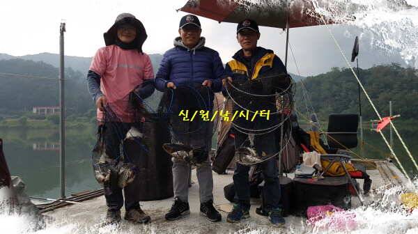 신원낚시터9월넷쨋주 48센티 토종대물 조황소식 (유료터정보 - 유료터점주조황)