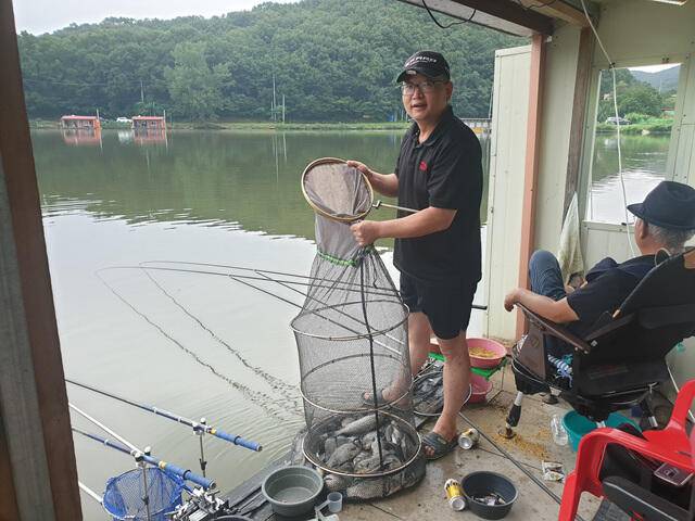 가깝고 물좋고 경치 좋은곳용인삼인낚시터 (유료터정보 - 유료터점주조황)