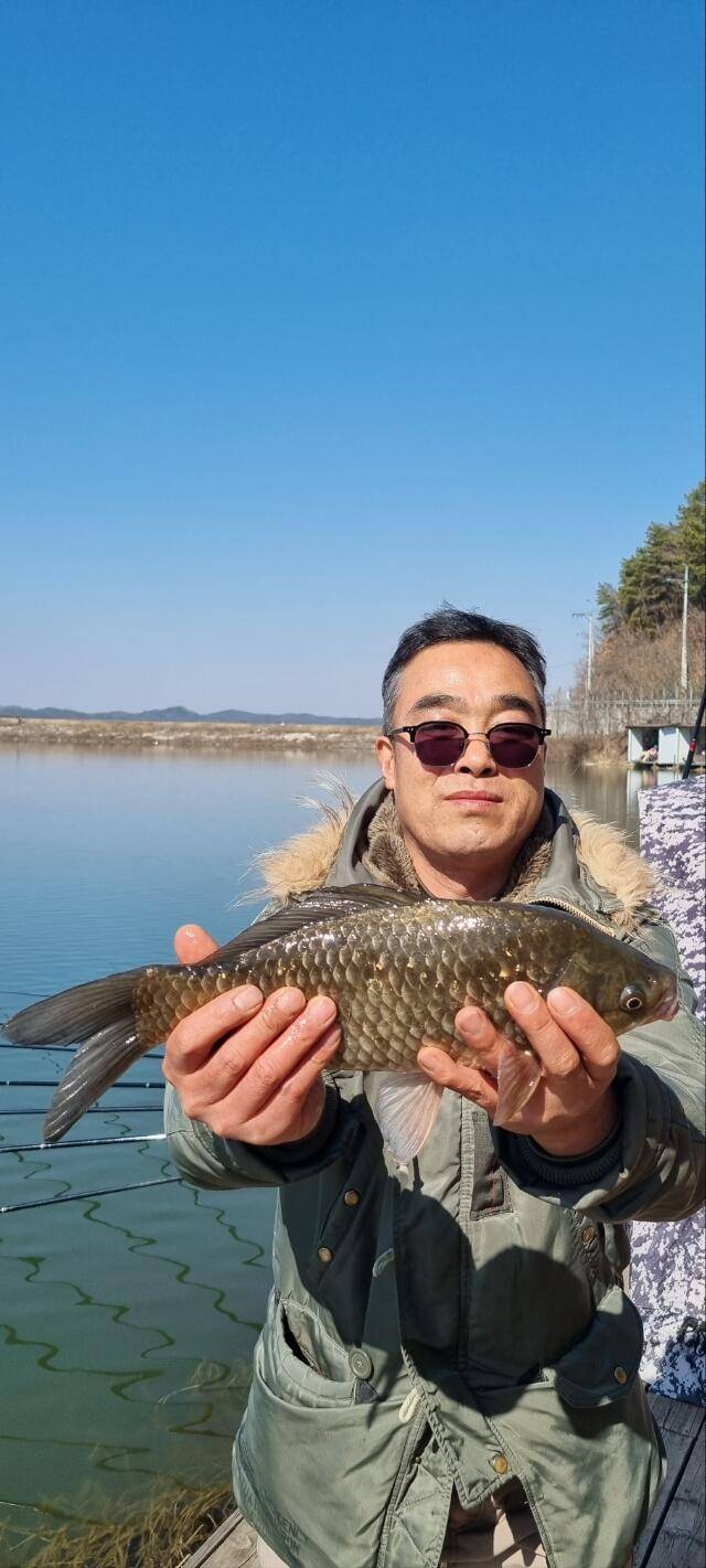 어우실지 영하의날씨에도 올라와준 대물들 (유료터정보 - 유료터점주조황)