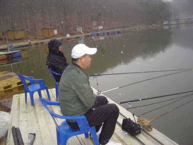 때 아닌 함박눈속에서의 신수지조황 (유료터정보 - 유료터점주조황)