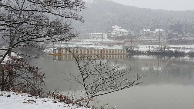 동절기 좌대이용요금 조정하였습니다용인삼인낚시터 (유료터정보 - 유료터점주조황)