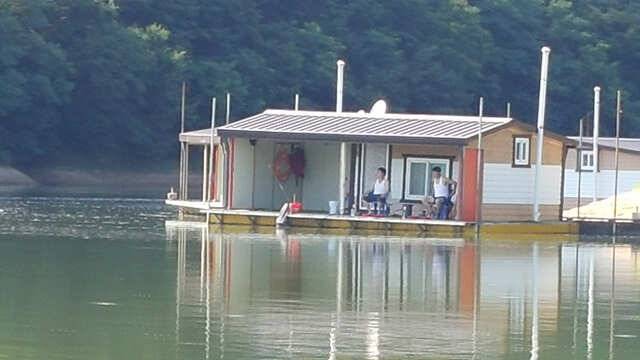물 맑고 힘 좋은 용인 삼인 낚시터 조황용인 삼인낚시터 (유료터정보 - 유료터점주조황)