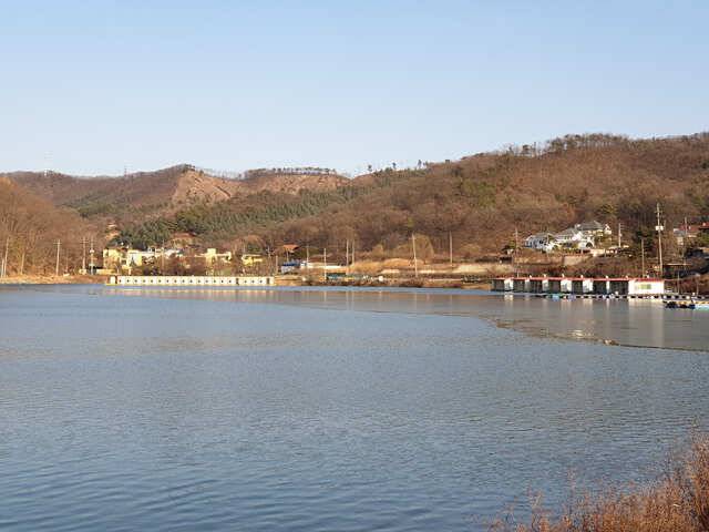 메리 크리스마스용인삼인낚시터 (유료터정보 - 유료터점주조황)