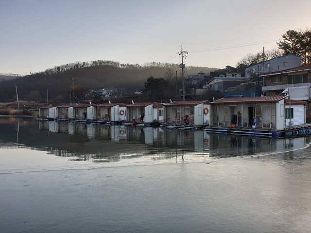 메리 크리스마스용인삼인낚시터 (유료터정보 - 유료터점주조황)