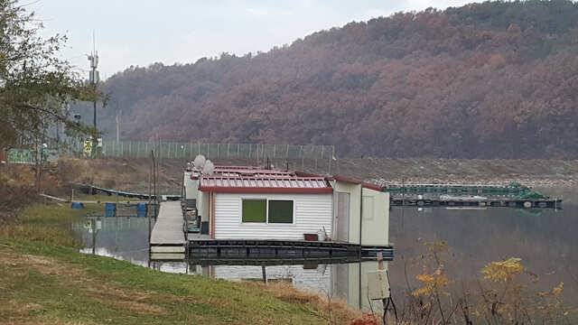 물 맑고 힘 좋고 경치 좋은용인삼인낚시터 (유료터정보 - 유료터점주조황)